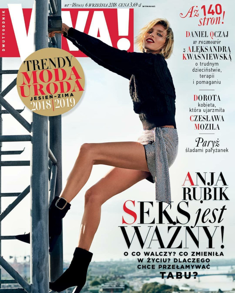 Anja Rubik featured on the Viva! Poland cover from September 2018