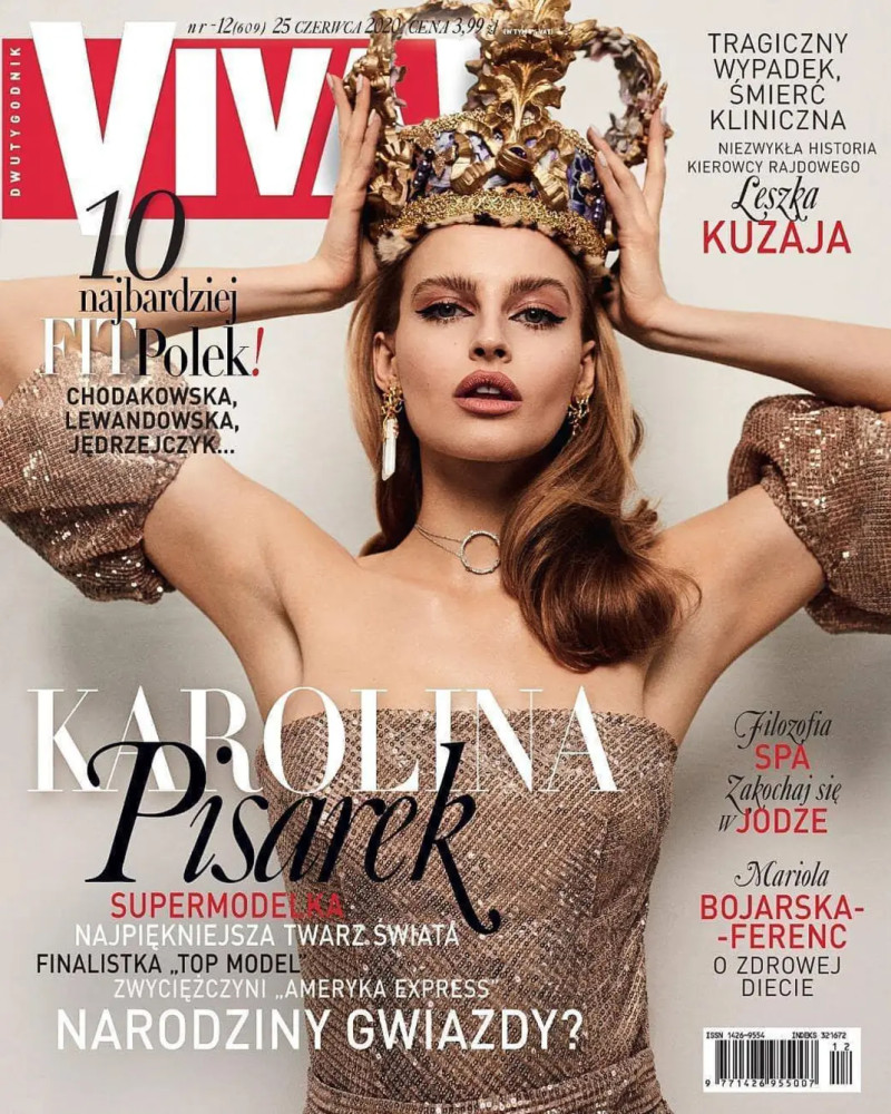 Karolina Pisarek featured on the Viva! Poland cover from June 2020