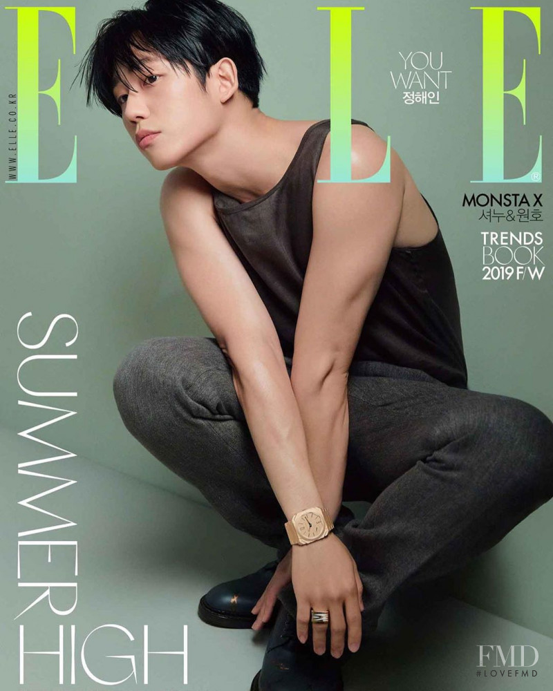  featured on the Elle Korea cover from August 2019