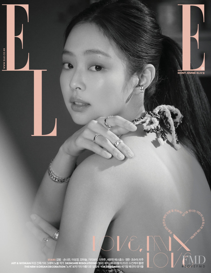  featured on the Elle Korea cover from February 2022