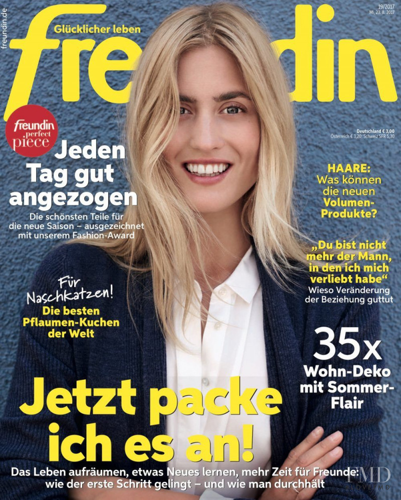 Carolina Sundstrom featured on the freundin cover from August 2017