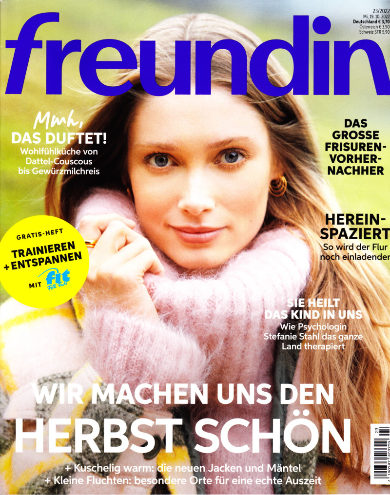 Karoline Seul featured on the freundin cover from October 2022