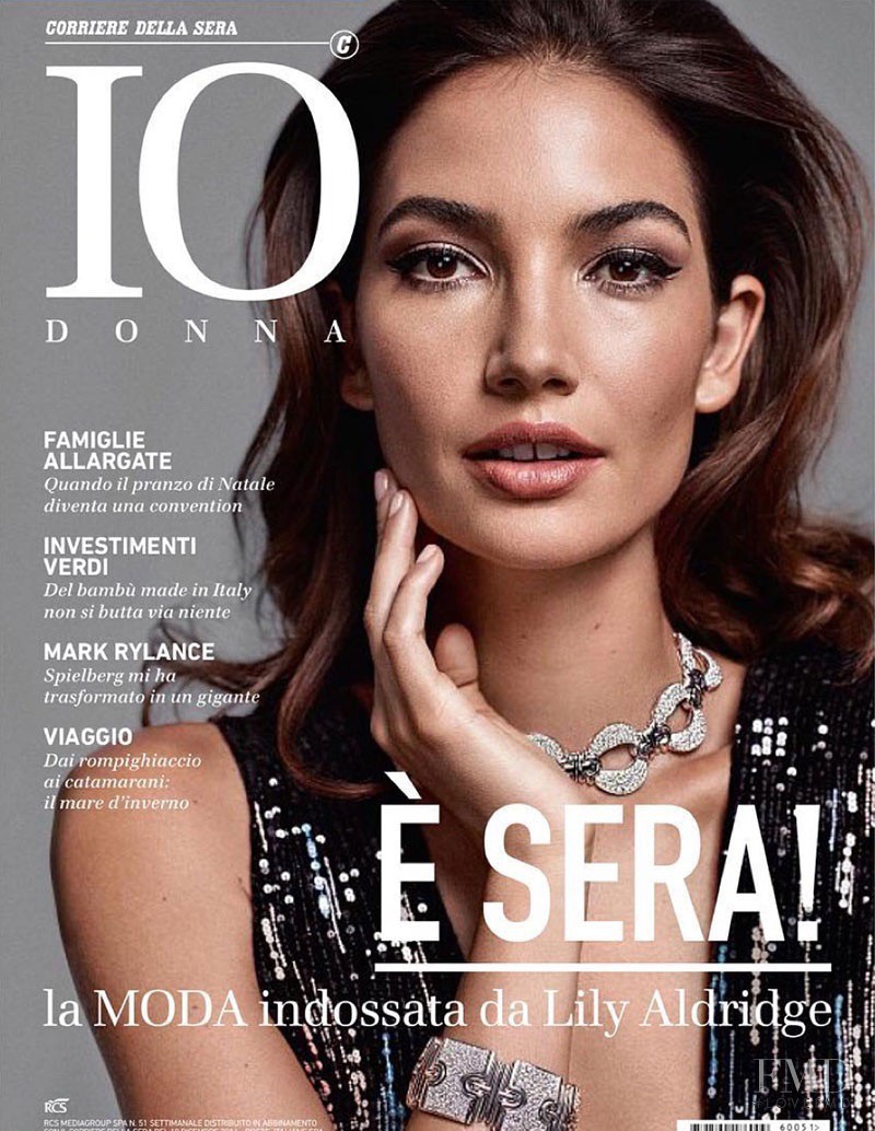 Lily Aldridge featured on the Io Donna cover from December 2016