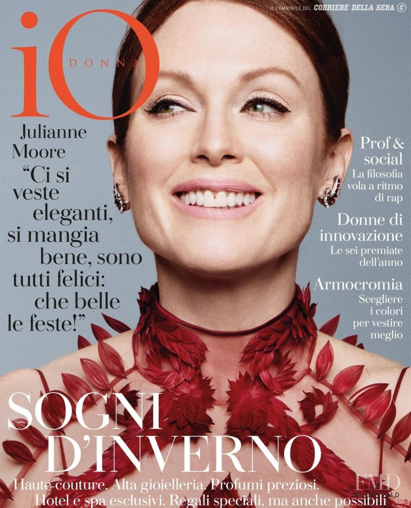 Julianne Moore featured on the Io Donna cover from November 2019