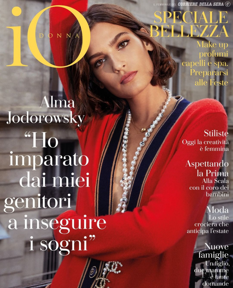 Alma Jodorowsky featured on the Io Donna cover from November 2019