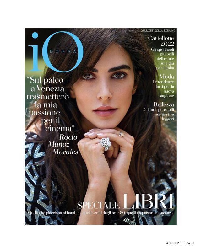  featured on the Io Donna cover from August 2022