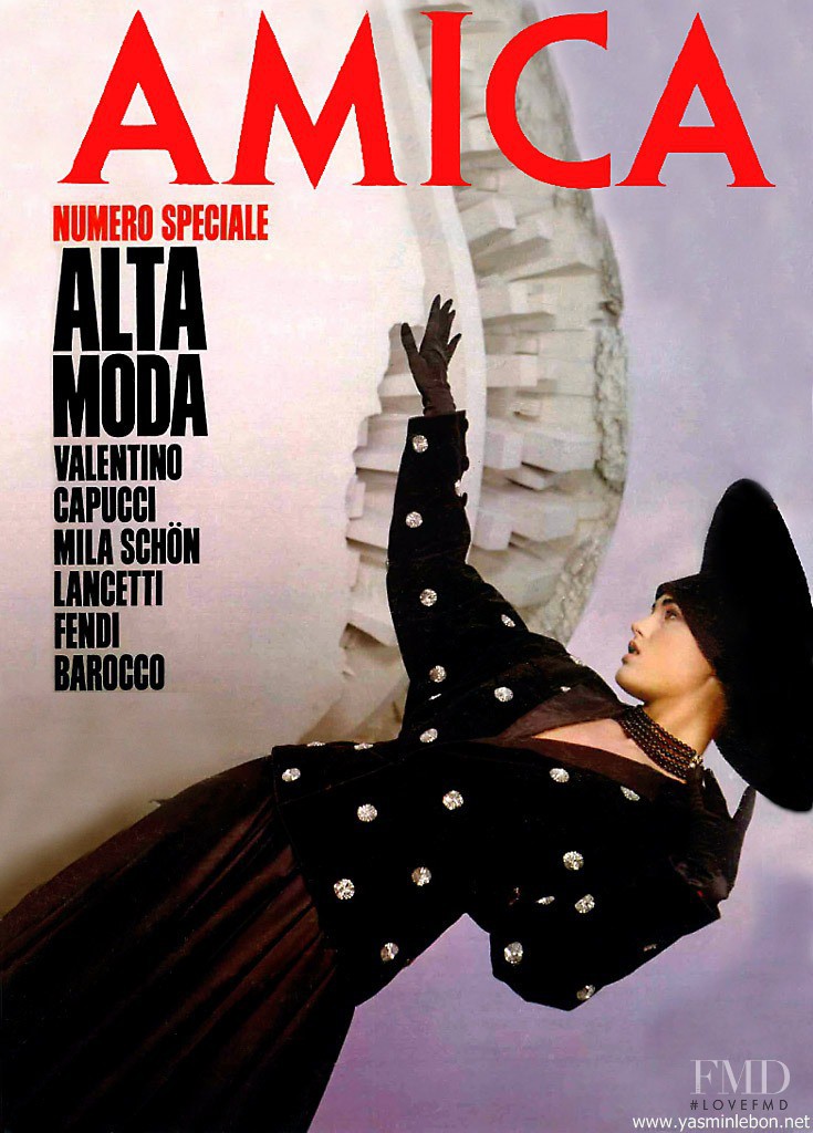 Yasmin Le Bon featured on the AMICA Italy cover from November 1984