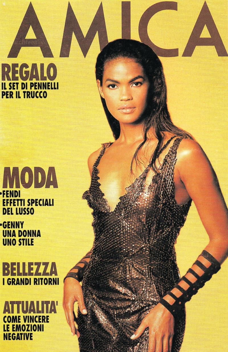 Gail O\'Neill featured on the AMICA Italy cover from October 1992