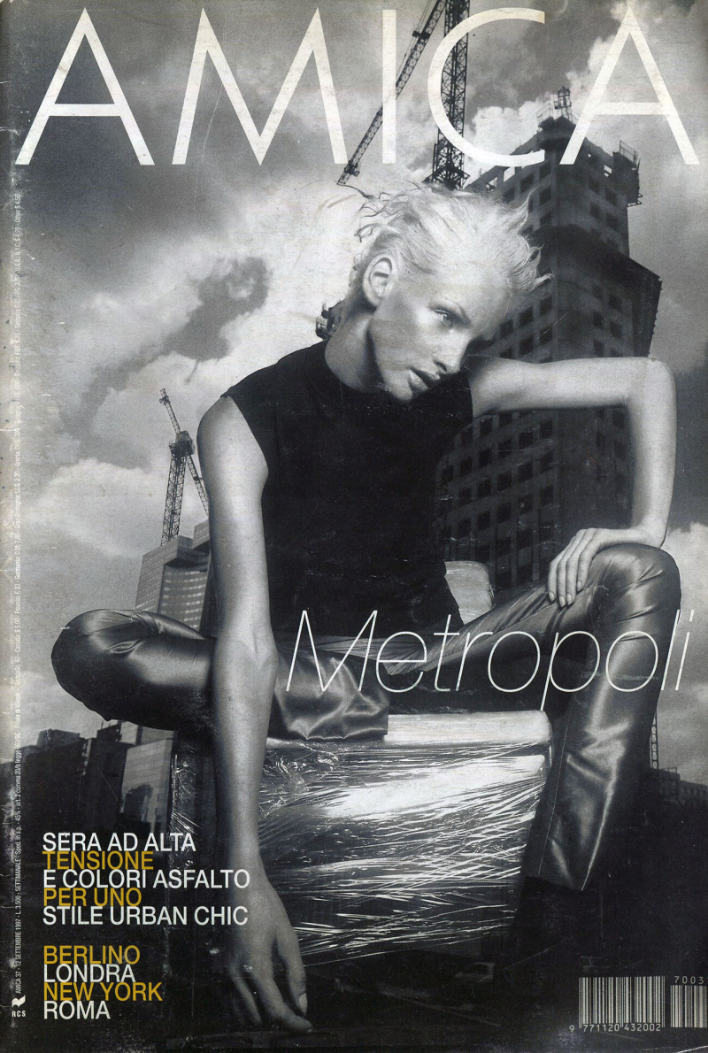Debbie Deitering featured on the AMICA Italy cover from September 1997