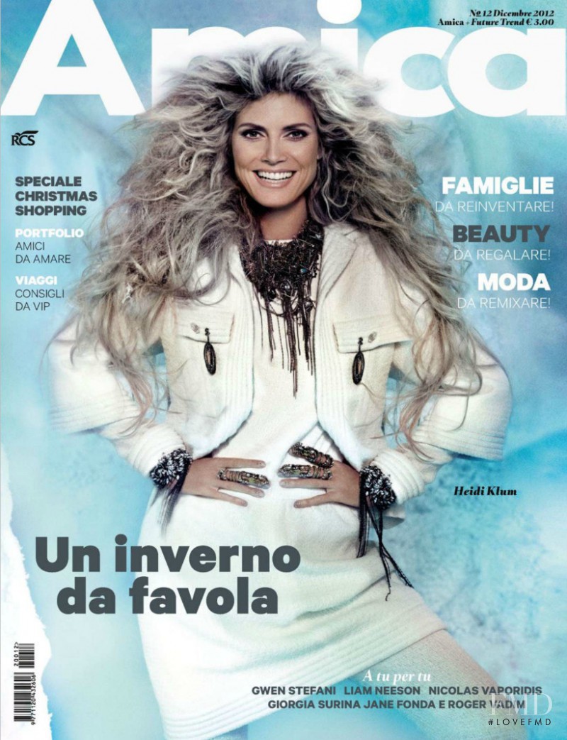 Heidi Klum featured on the AMICA Italy cover from December 2012