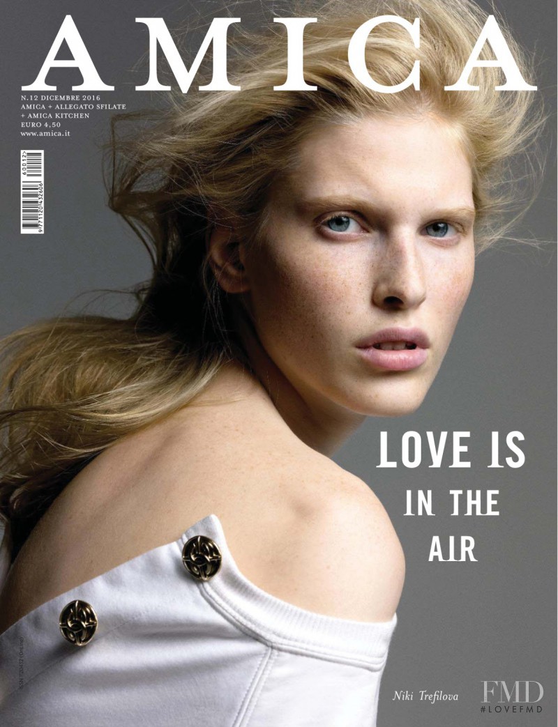 Niki Trefilova featured on the AMICA Italy cover from December 2016