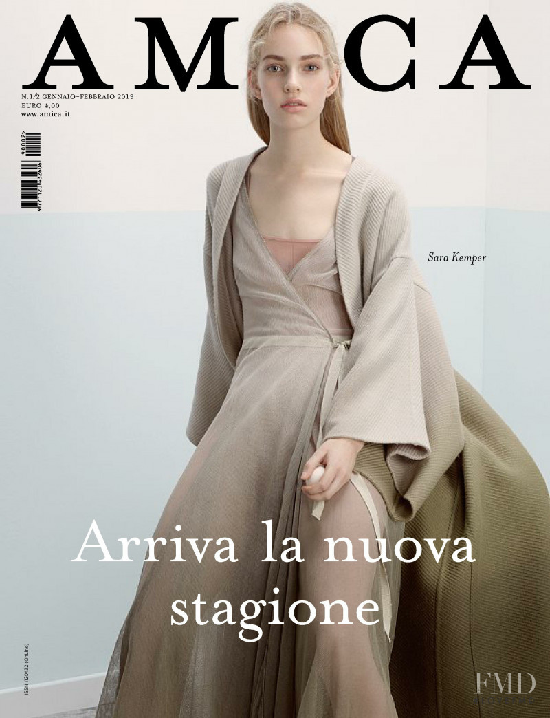 Sara Kemper featured on the AMICA Italy cover from January 2019