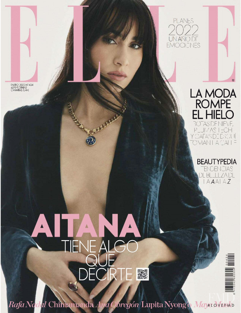  featured on the Elle Spain cover from January 2022