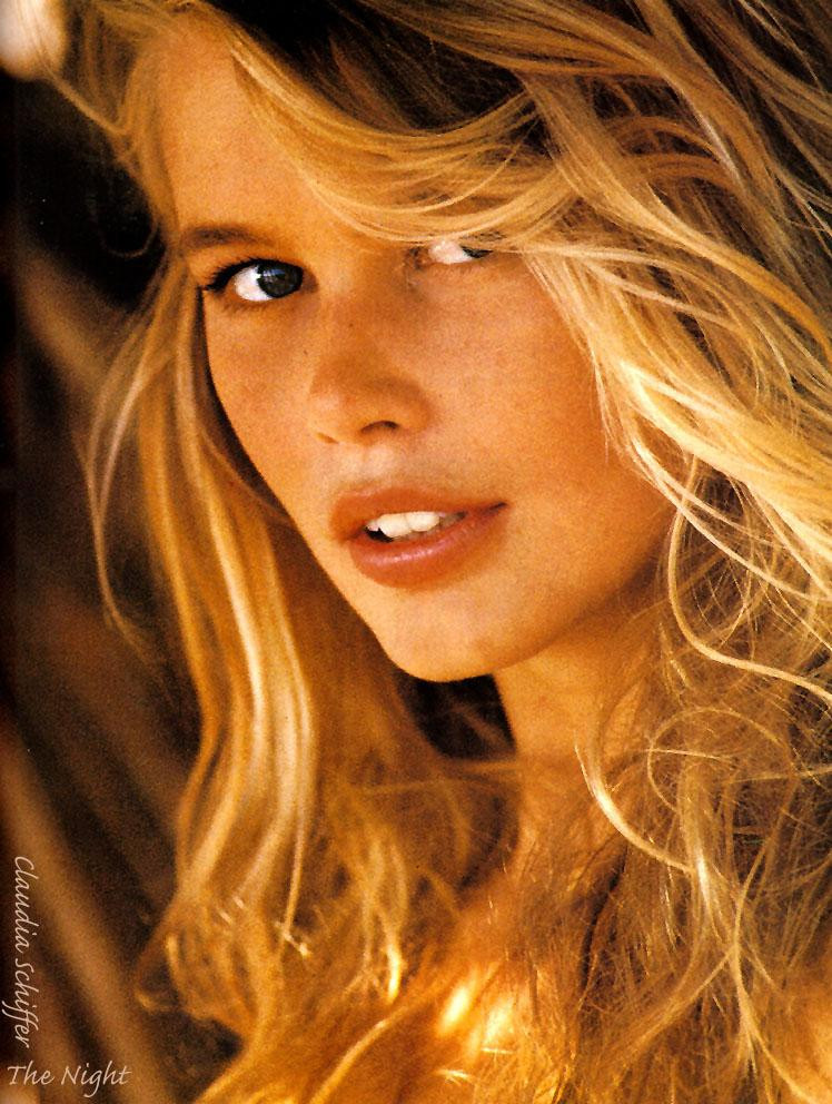 Photo of model Claudia Schiffer - ID 39137