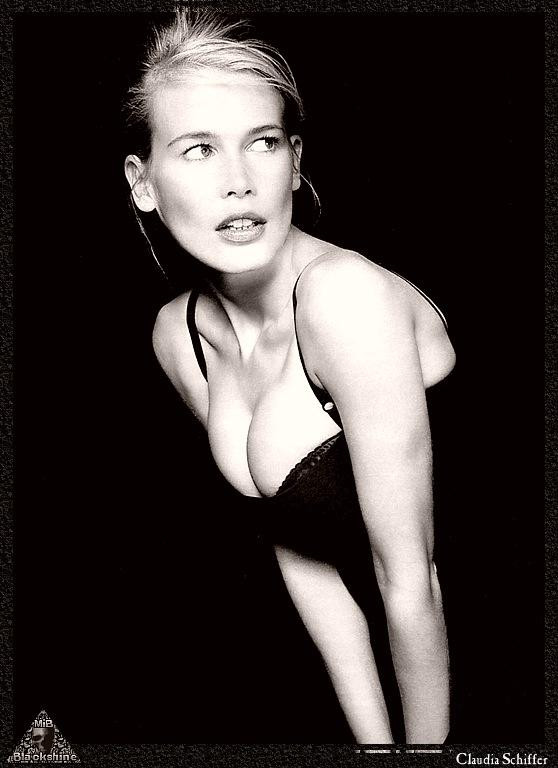 Photo of model Claudia Schiffer - ID 39204