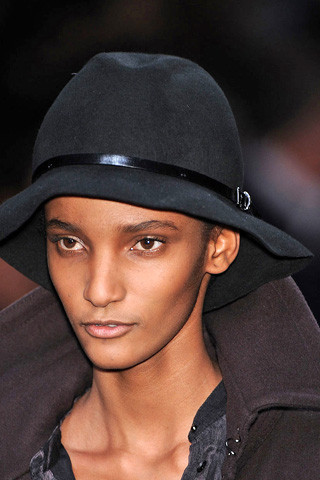 Photo of model Rose Cordero - ID 184189