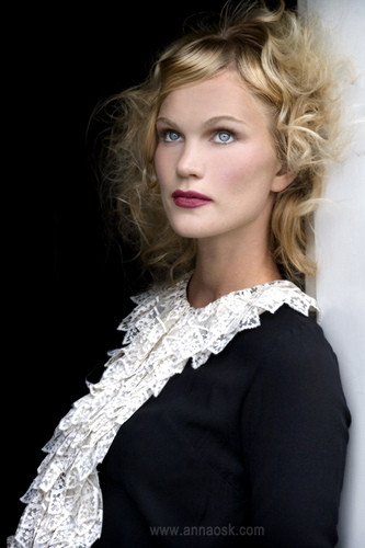 Photo of model Eva Lind - ID 283116
