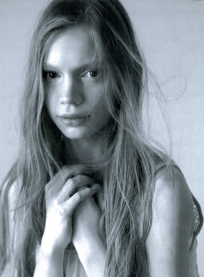 Photo of fashion model Melinda Varro - ID 186098 | Models | The FMD
