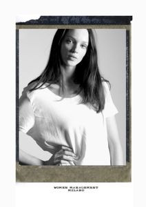 Photo of model Carla Crombie - ID 188291