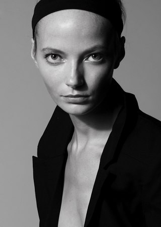 Photo of model Sharon van de Pas - ID 281892