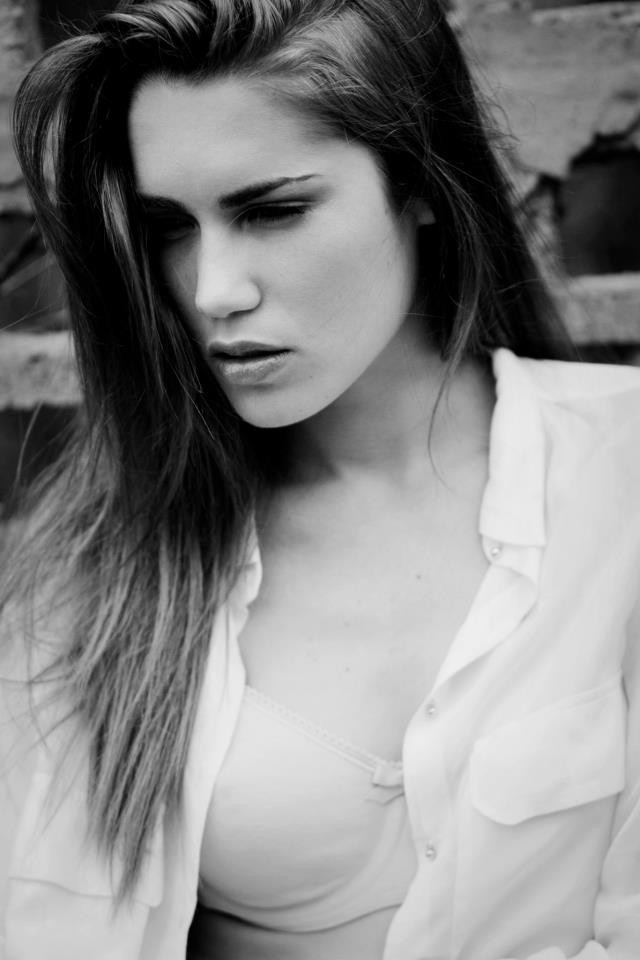 Photo of model Ana Miranda - ID 419864