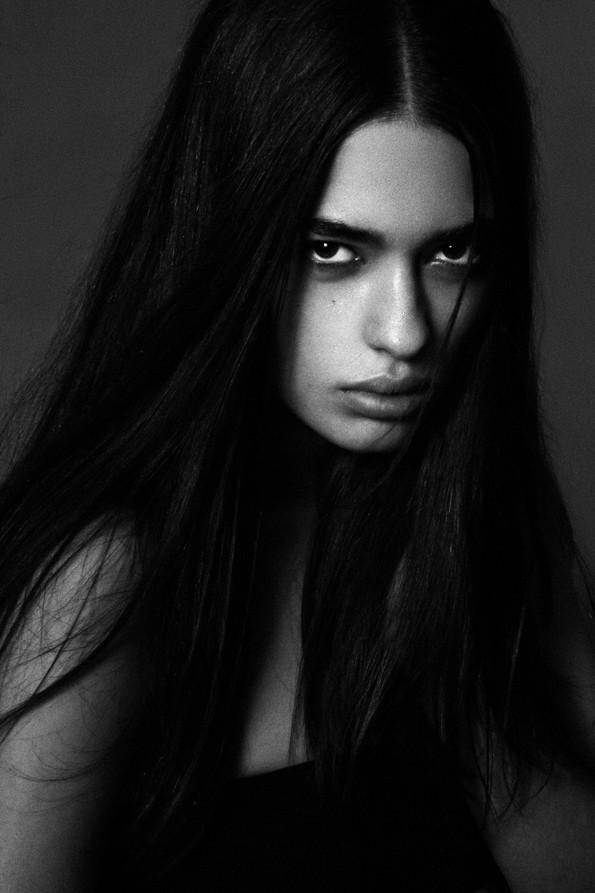 Photo of model Samantha Zajarias - ID 411035