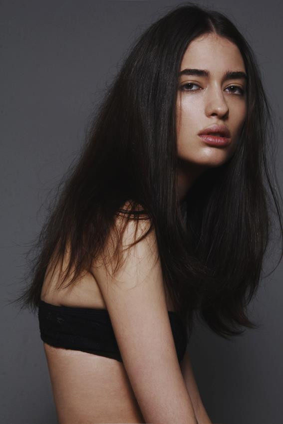 Photo of model Samantha Zajarias - ID 411037
