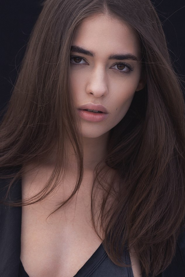 Photo of model Samantha Zajarias - ID 445530
