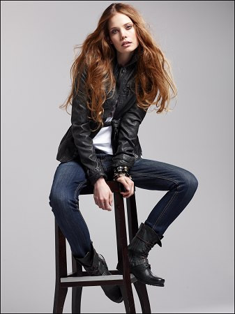 Photo of model Johanna Zielinski - ID 421803