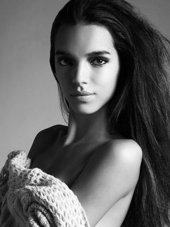 Photo of model Vanessa Domingues - ID 194083