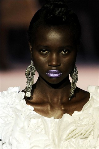 Photo of model Ataui Deng - ID 198959