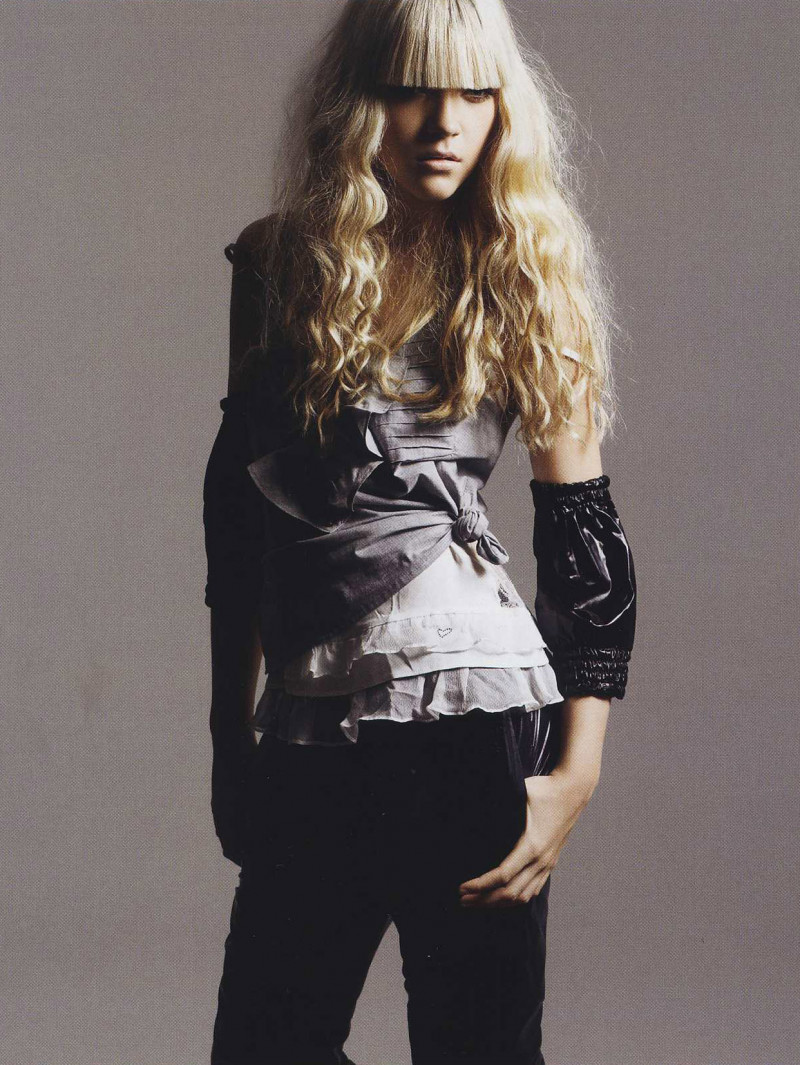 Photo of model Josephine Hansen - ID 199289