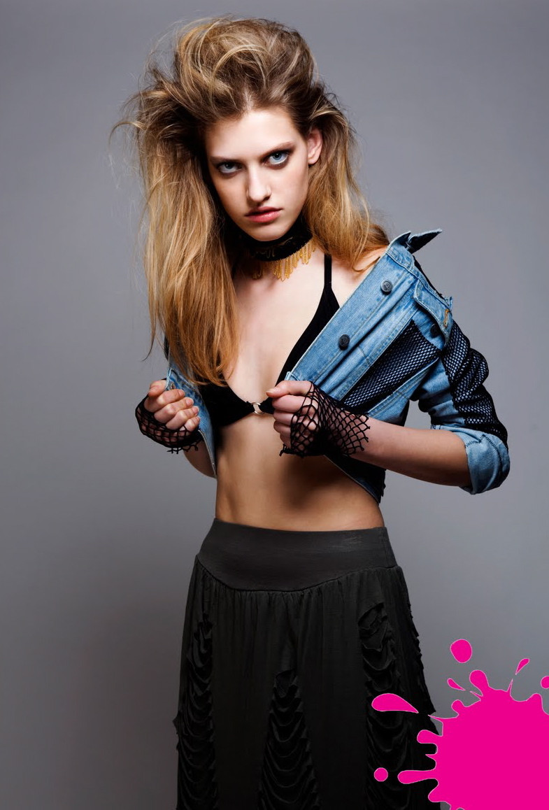 Photo of model Mia Temirova - ID 293975