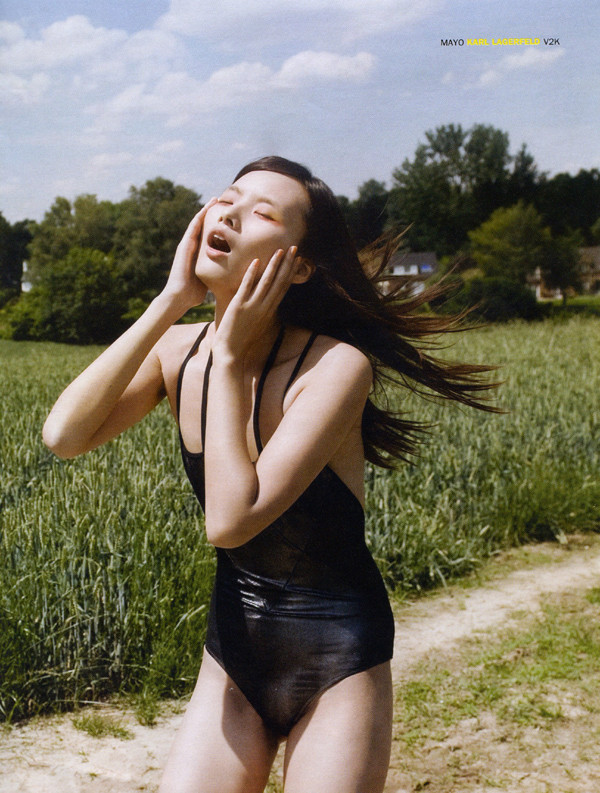 Photo of model Emily Zhang - ID 199781
