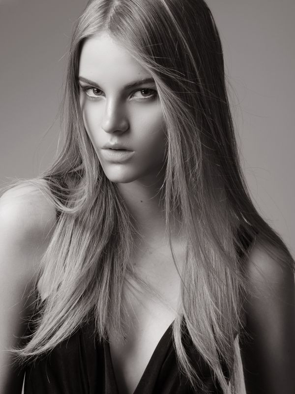 Photo of model Jessica Bertoncelo - ID 201250