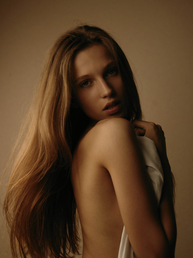 Photo of model Anna Gorcea - ID 264586