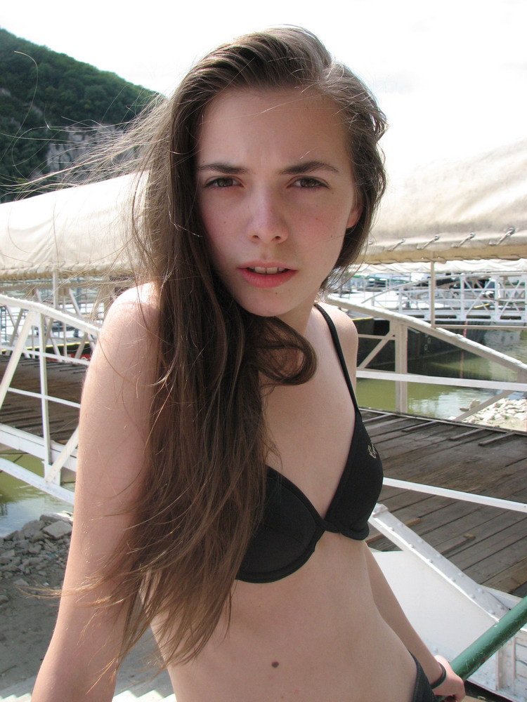 Photo of model Alexandra Reka Buti - ID 209392