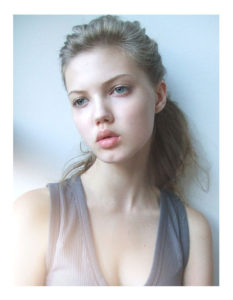 Photo of model Lindsey Wixson - ID 209580