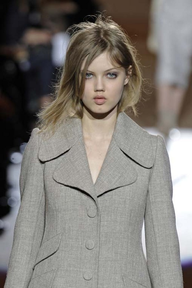 Photo of model Lindsey Wixson - ID 284291