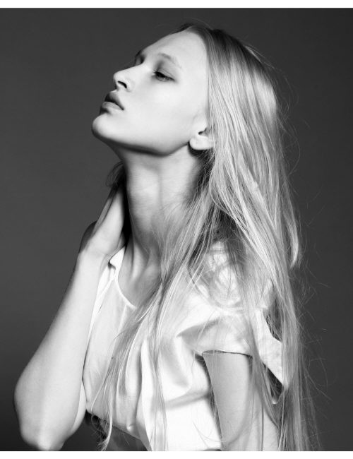 Photo of model Yulia Lobova - ID 215836