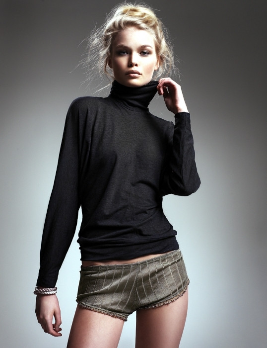Photo of model Klara Wester - ID 215998