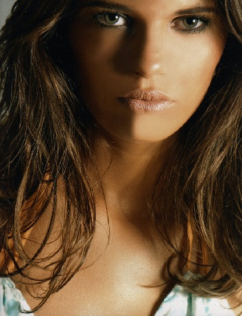 Photo of model Alane Souza - ID 223688