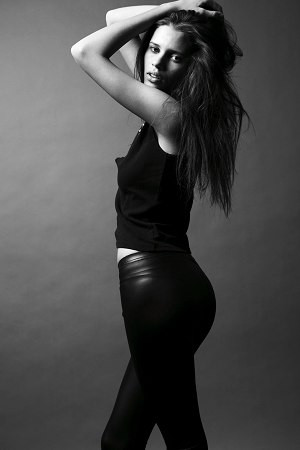 Photo of model Alane Souza - ID 223706
