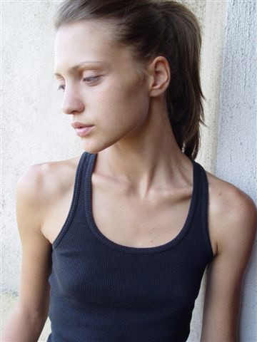 Photo of model Elena Voicu - ID 225914