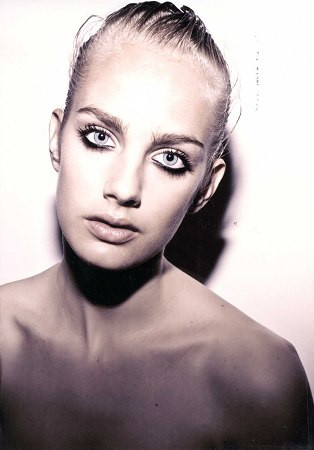 Photo of model Ester Apelskog - ID 228428