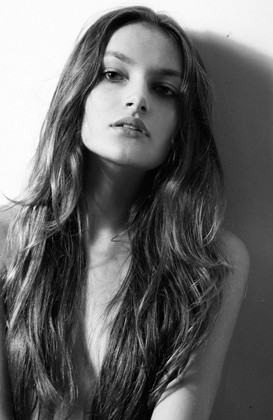 Photo of model Camila Bona - ID 228396