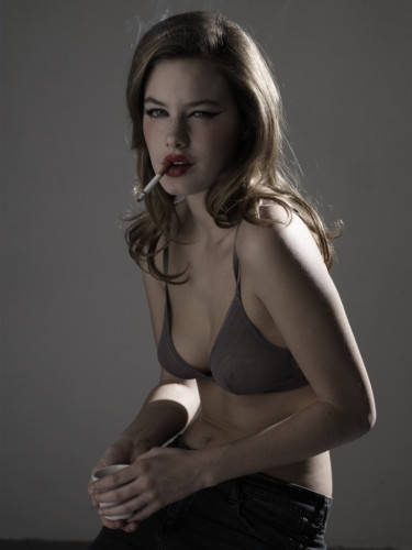 Photo of model Camille Rowe - ID 228899