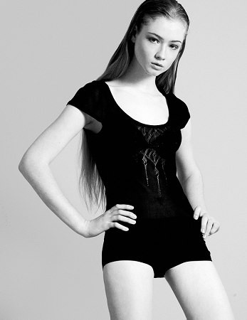 Photo of model Lyla Follows - ID 233393