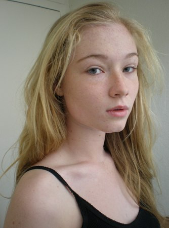 Photo of model Lyla Follows - ID 233396