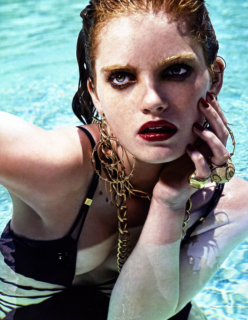 Photo of model Alexina Graham - ID 234983